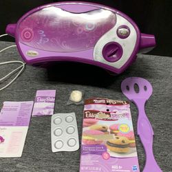 Easy bake oven with accessories