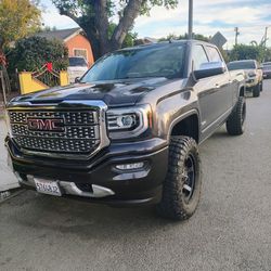 2014 GMC Denali