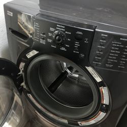 A Pair Of Kenmore Elite Washer and Dryer 