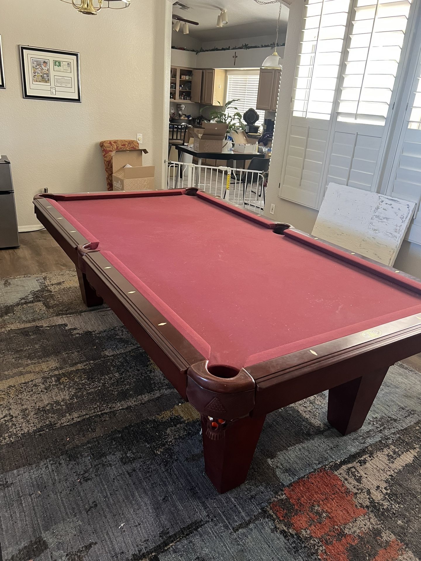  Beautiful Full Size Pool Table! This Is A Legacy Pool Table