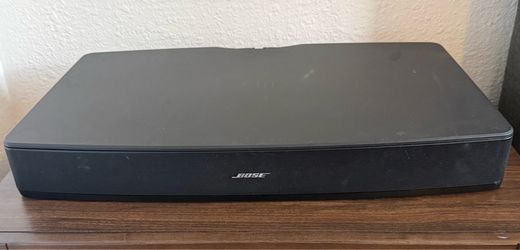 Bose Solo TV Sound System with Remote & Optical Cable – Excellent Condition