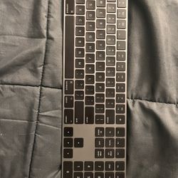 Apple Magic Keyboard with Numeric Keypad (Space Gray)