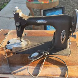 Sewing machine 