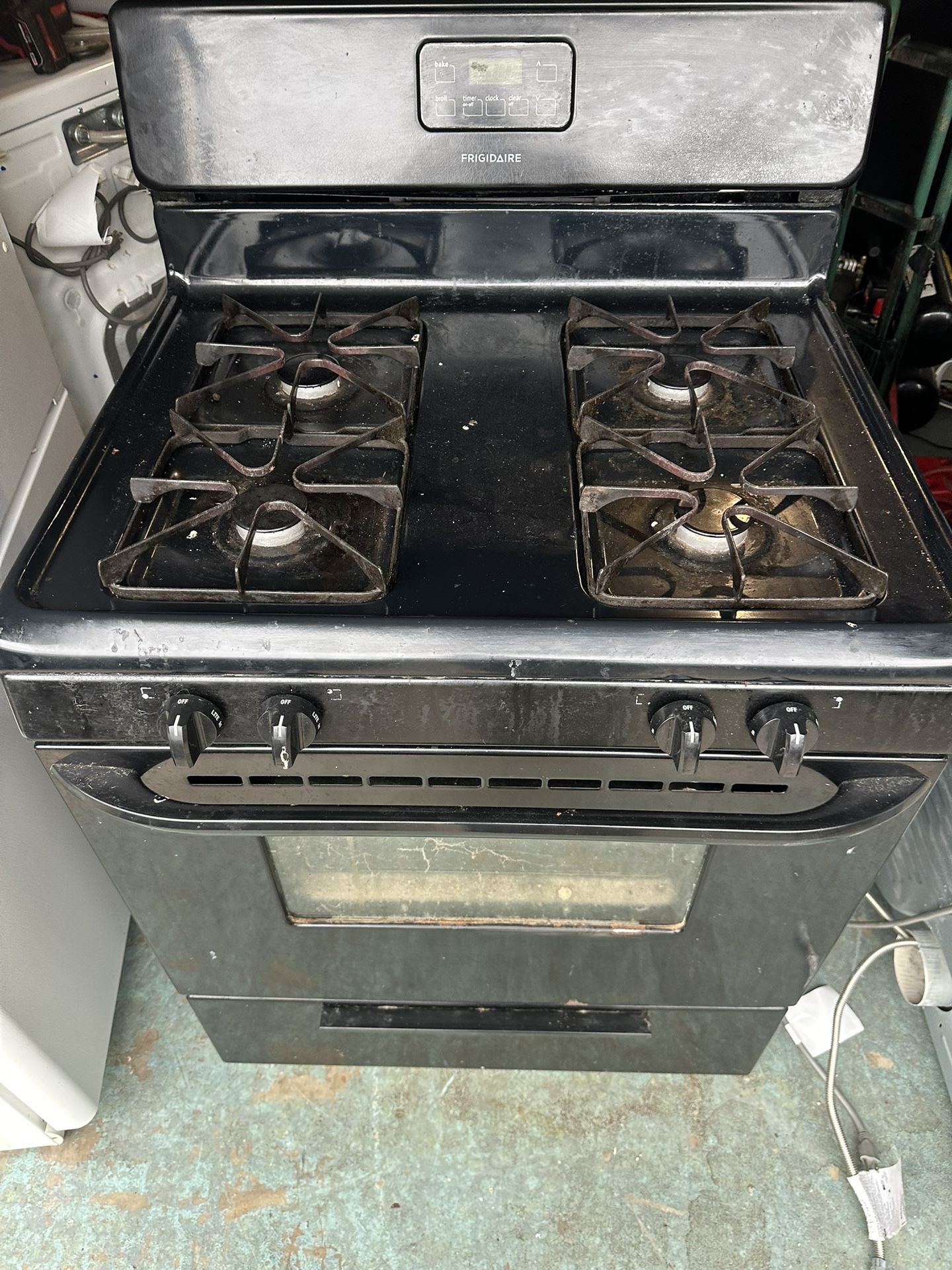 Frigidaire Stove