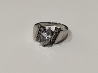 Women's Cubic Zirconia Silver Ring Size 9