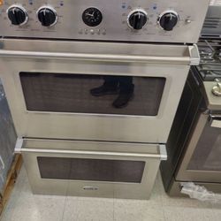 VIKING 30 INCH DOUBLE CONVECTION WALL OVEN