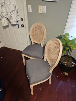 Brandnew Chairs$50