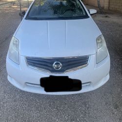 Selling as is 2011 Nissan Sentra