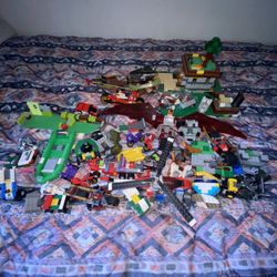 LEGO’S (⚠️CHECK DESCRIPTION⚠️) 