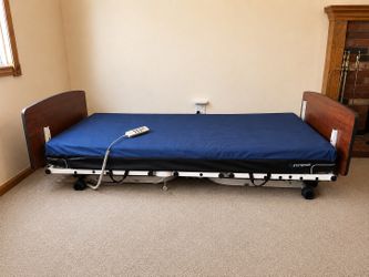 Invacare Full Electric Hospital Bed with Immersus Pressure Relief Mattress