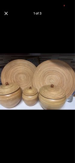 Wooden kitchen bowls