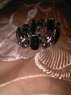Woman's bracelet