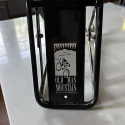 Axel Mount Front Pannier Rack