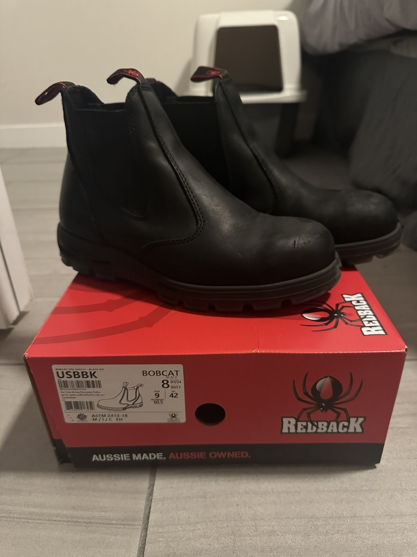 Redback Bobcat steel toe boots 