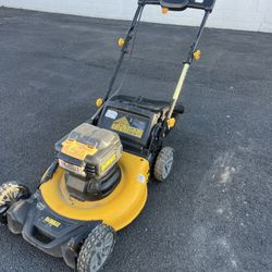 Dewalt 20 Volts Battery Push Mover TOOL ONLY