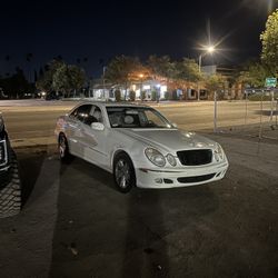 2003 Mercedez E350 