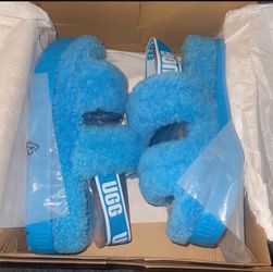 UGG