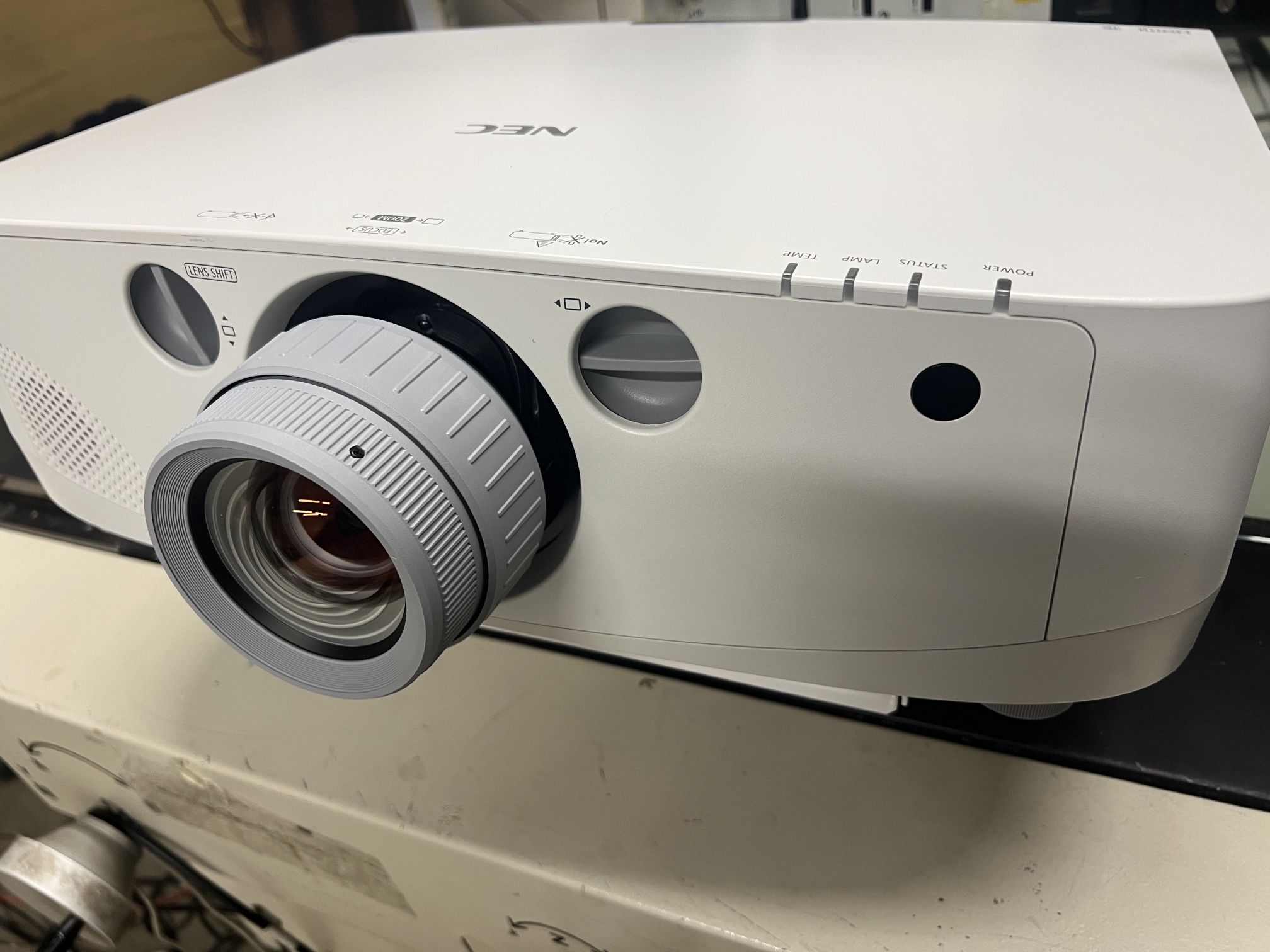np-pa500u-professional-business-projector-5000-lumens-for-sale-in-san