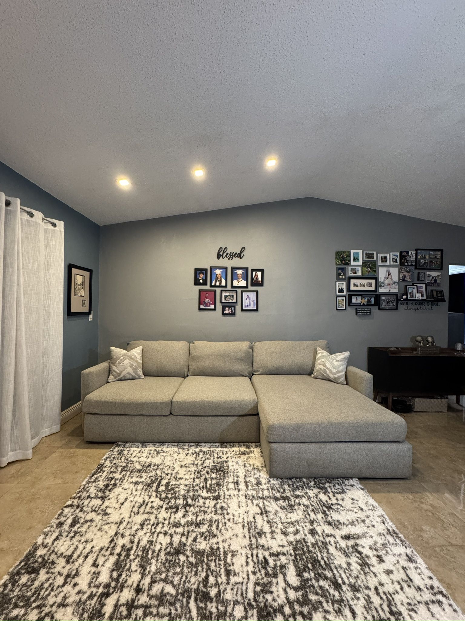 Grey Sectional Couch with Chaise