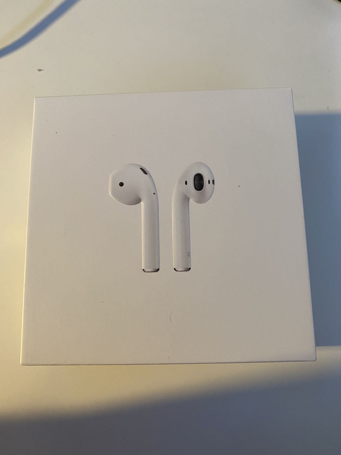 AirPods