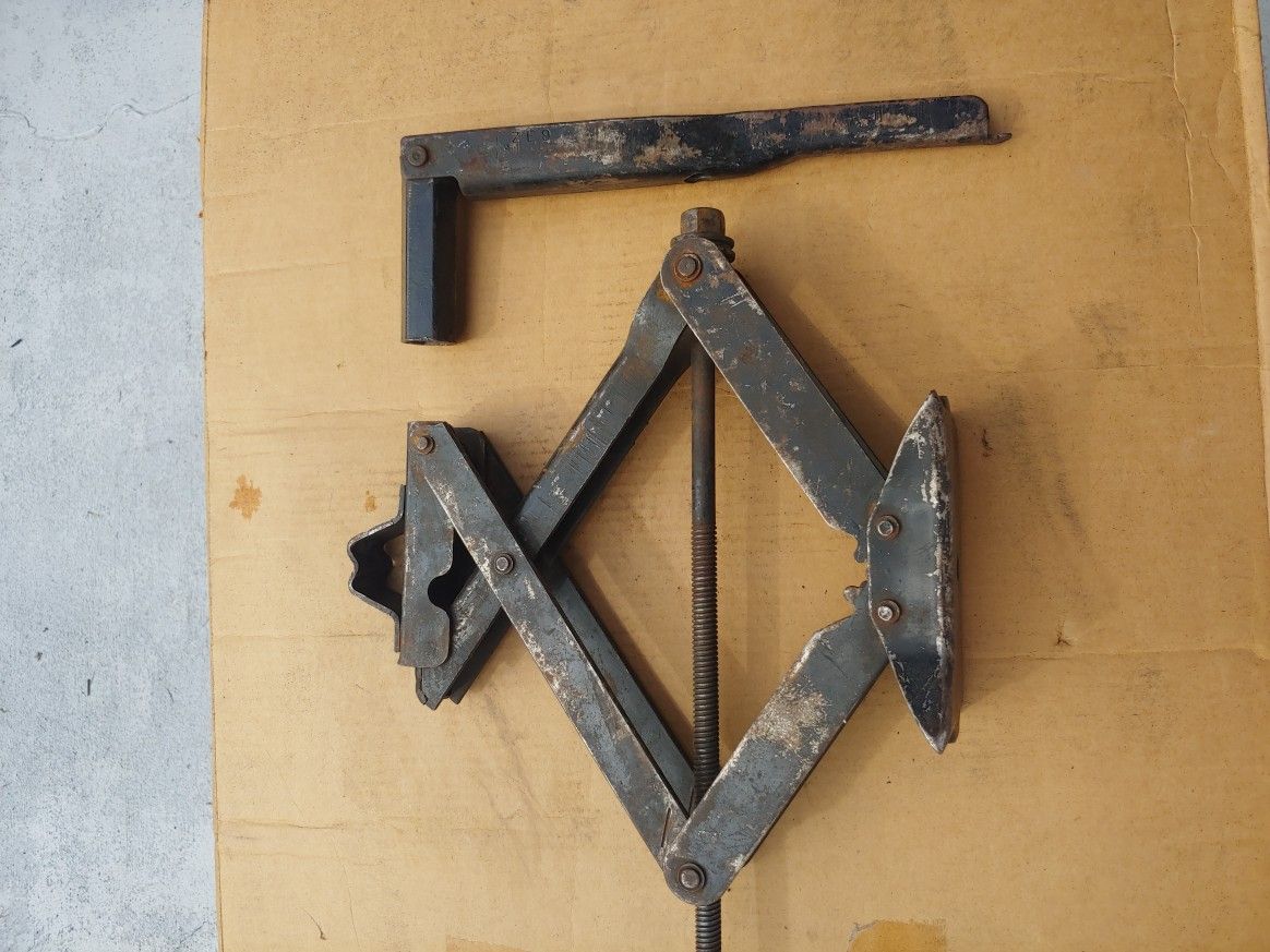 1965-70 Ford Mustang Vintage Scissor Jack and Handle