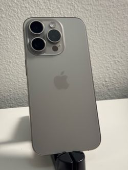 iPhone 15 Pro Natural Titanium 128gb
