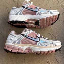 New Nike Zoom Vomero 5 Sail Pearl White Shoes Women’s 6 6.5, Youth 4.5y 5y