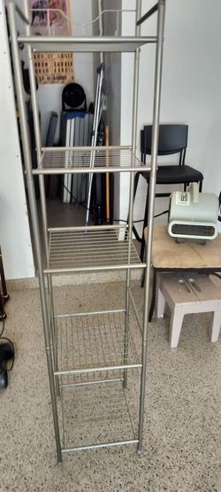 Metal storage rack