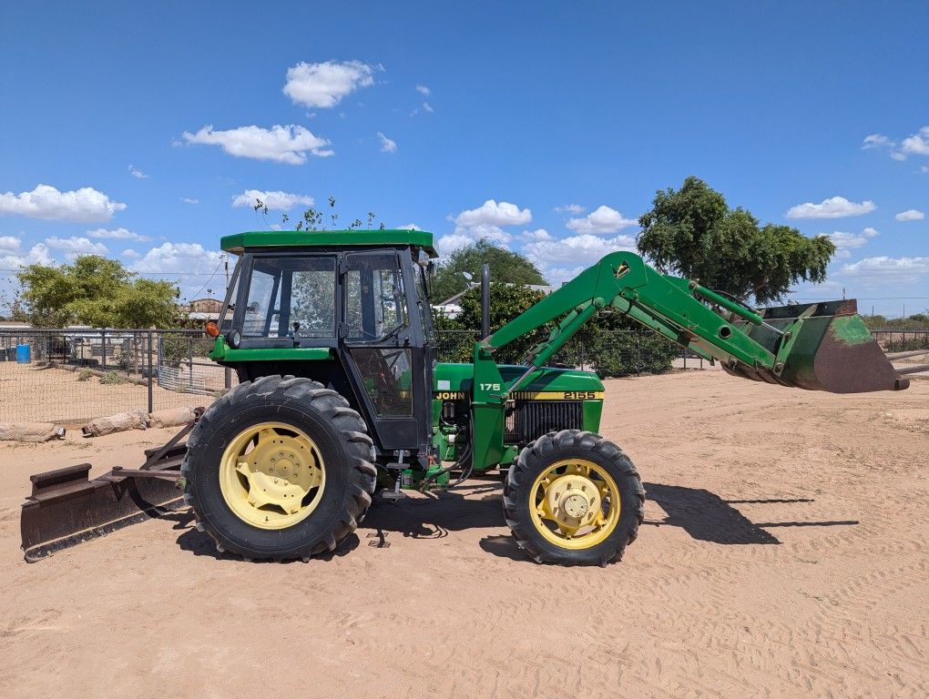 John Deere 2155 4wd Tractor With Loader for Sale in Gilbert, AZ - OfferUp