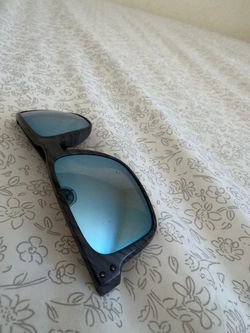 USED Oakley men’s glasses