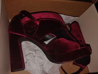 Tacones HEELS