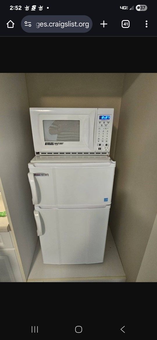 Micro Mini Fridge