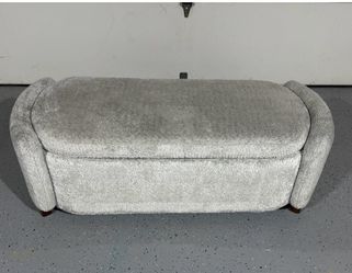 Light gray ottoman