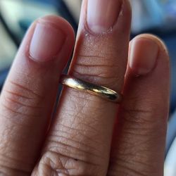 14k Gold Ring 