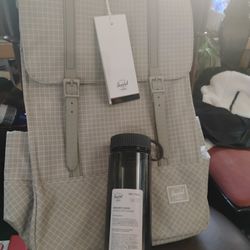 Hershell Survey Backpack W/Water (New)