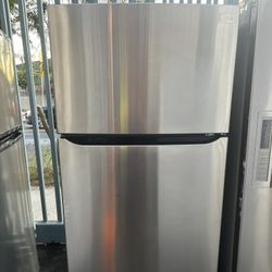 Stainless Steel Fridge Brand Lg Everything Works Well With A 3 Months Warranty 