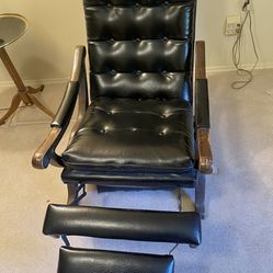 1950’s Reclining Lounge Chair $125