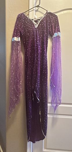 Costume