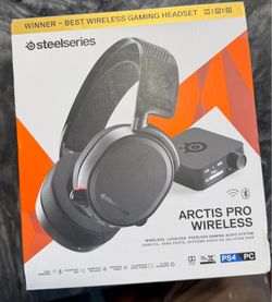 Steelseries Arctic Pro wireless headphones