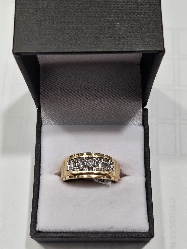 Diamond Wedding Band 