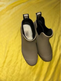 UGG Chelsea Rain Boots SIZE 7
