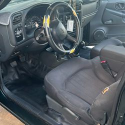 Chevy 2002 S10 Standard