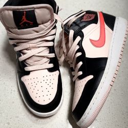 Nike Air Jordan 1 Mid GS