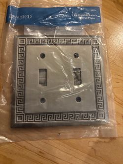 Double switch wall plate
