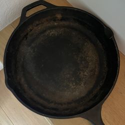 Lodge Cast Iron Sauté Pan 