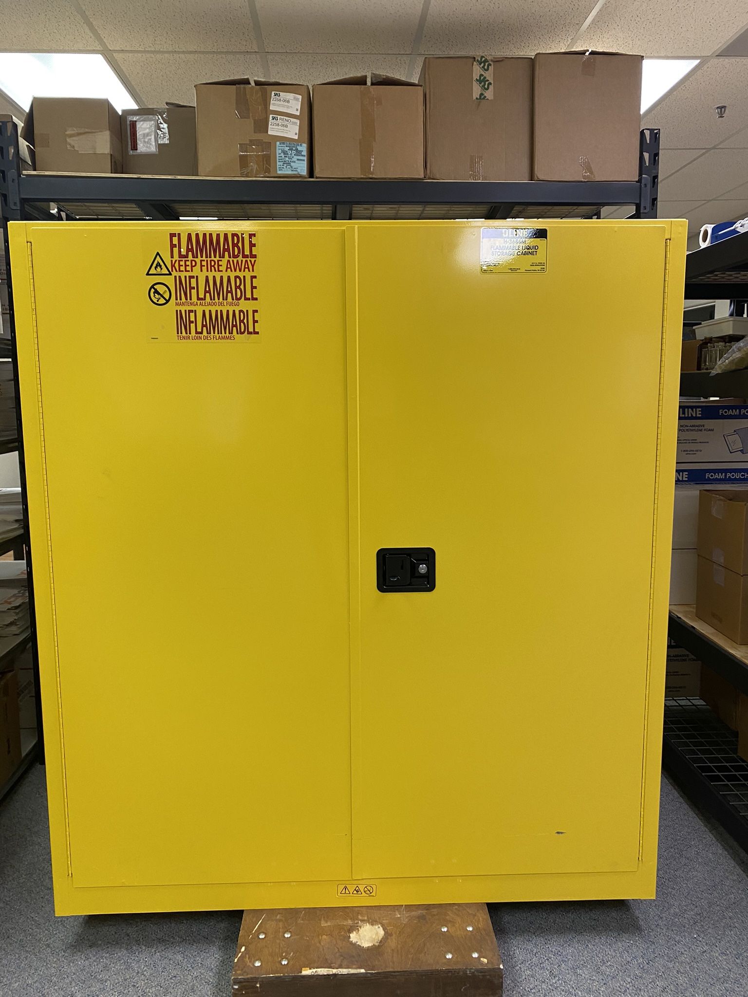 Uline Metal Cabinet For Flammables-Liquid Storage Cabinet 1,900.00 OBO