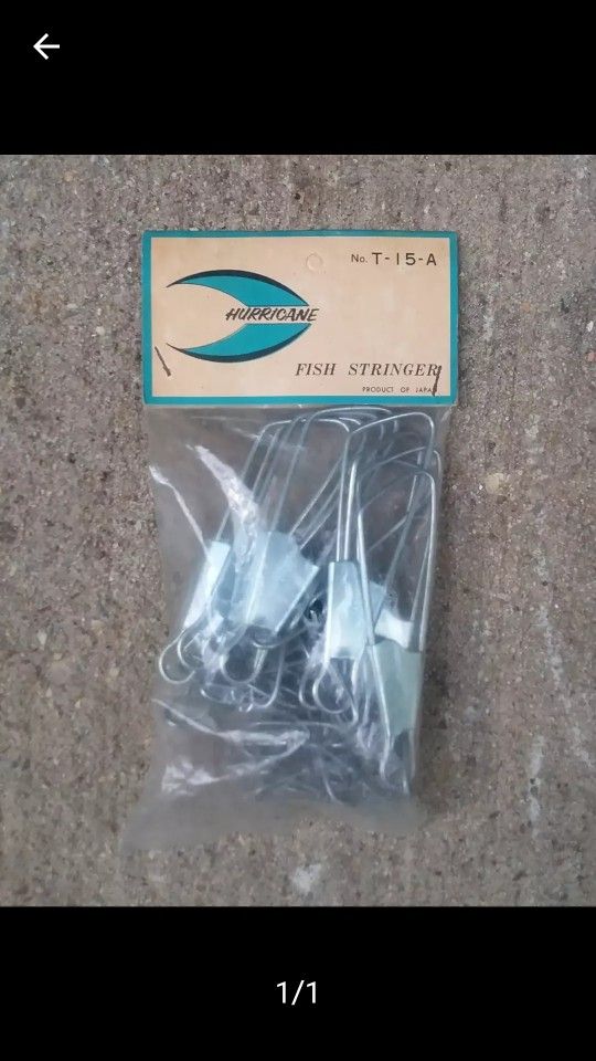 Vintage Hurricane Metal Fish Stringer