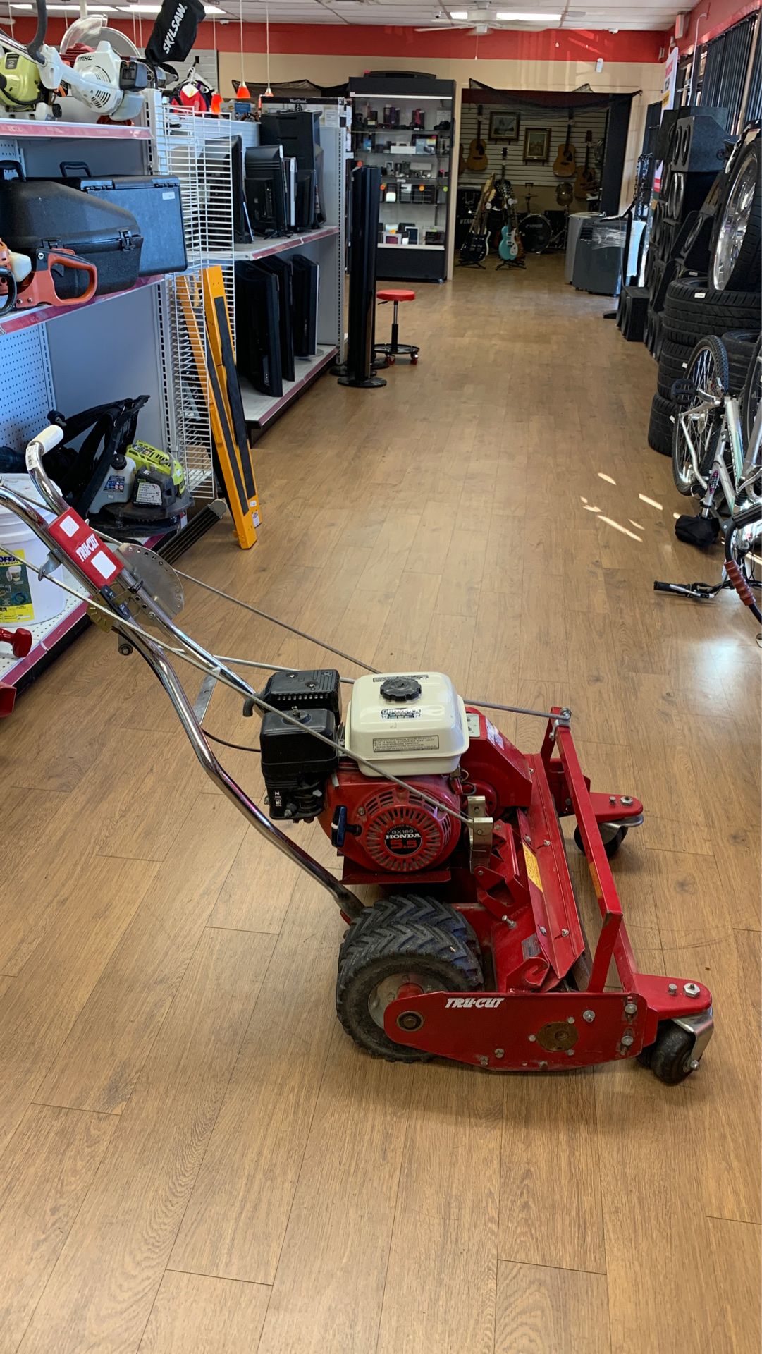 Tru-cut lawnmower