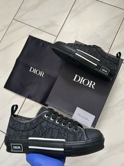 (NEW) Dior Shoes Size 10