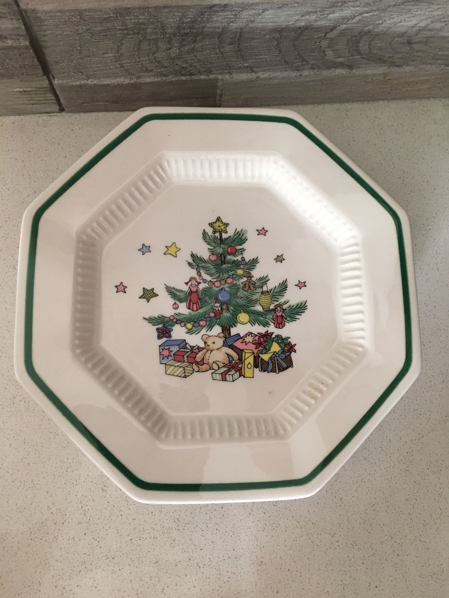 Plates- Christmastime Nikko Japan